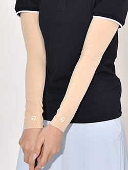 テーラーメイドゴルフ　26年春夏新作　シームレス アームスリーブ　TL718