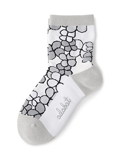 アダバット　26年春夏新作　フラワーショートソックス　C86-05371