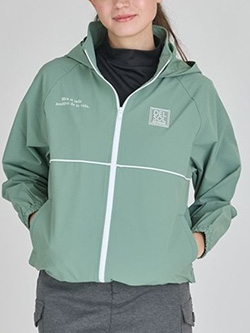 デルソルゴルフ　26年春夏新作　フード付きスタンドカラーブルゾン　7937