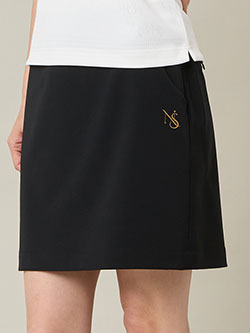 ニッサゴルフ　26年春夏新作　【定番】ストレッチカラースカート　23042651