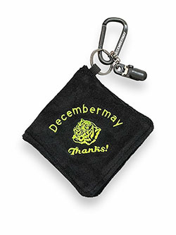 ディッセンバーメイ　26年春夏新作　タイガーロゴボールクリーナー　3-999-0017