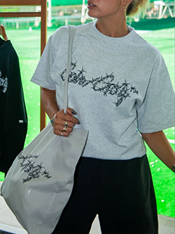 キャプテンズヘルムゴルフ　26年夏新作　鉄線モチーフ半袖Tシャツトートバッグ付き　CHG26-SS-WT23